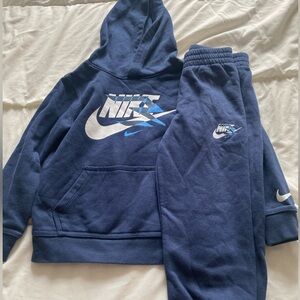 Nike Youth Navy Blue Logo Hoodie & Jogger Set 3-4 Years